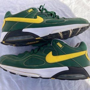 Nike Air Max 1 Retro Oregon Ducks Men's SIZE 12 US 418115 371 2010  Great Shape!